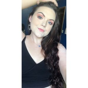 Meet your Posher, Maddie